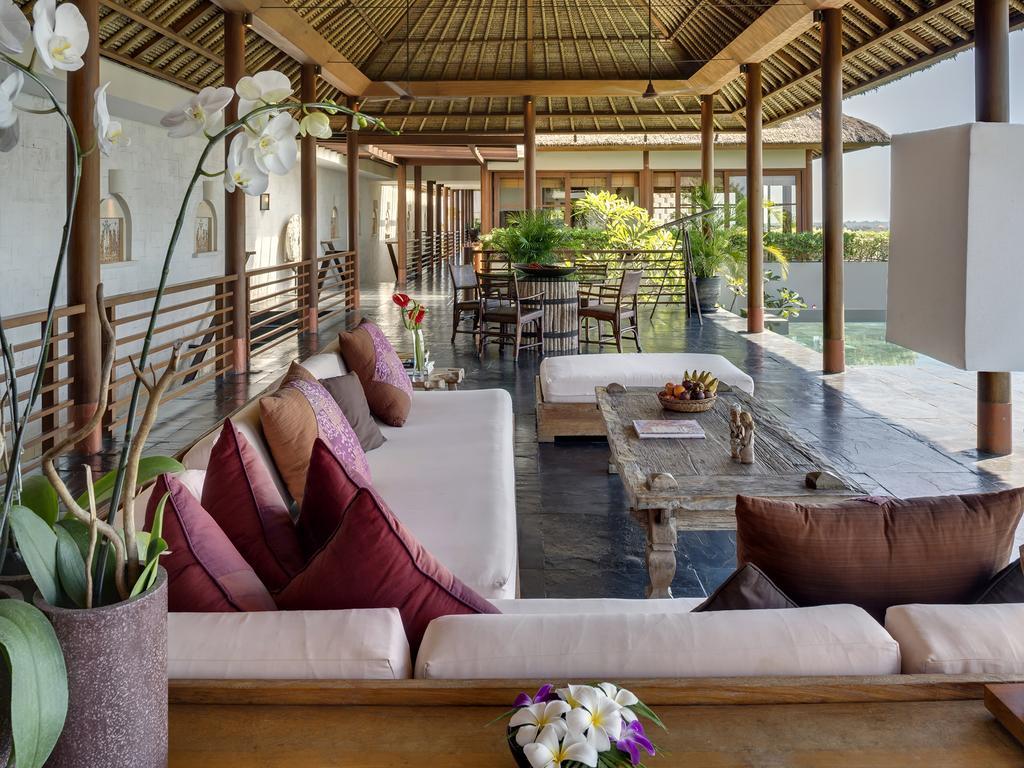The Longhouse, Jimbaran - Bali Hotel Eksteriør billede