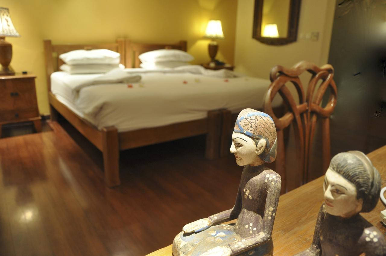 The Longhouse, Jimbaran - Bali Hotel Eksteriør billede
