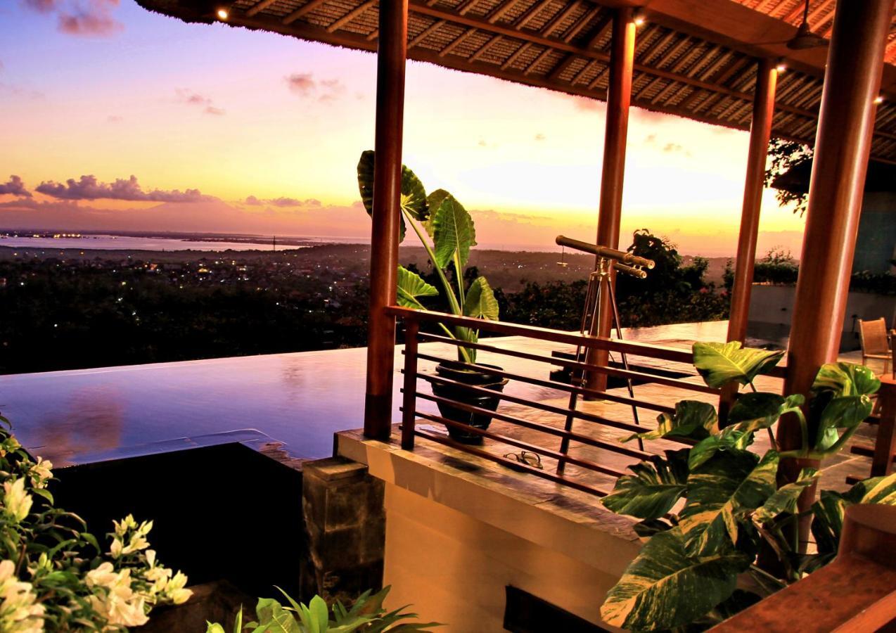 The Longhouse, Jimbaran - Bali Hotel Eksteriør billede
